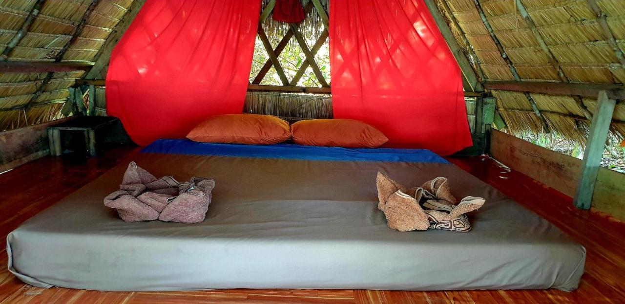 فندق Crusoe Koh Takiev Island Koh Ta Kiev المظهر الخارجي الصورة