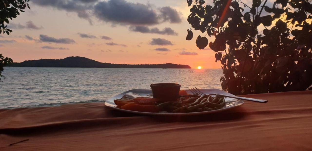 فندق Crusoe Koh Takiev Island Koh Ta Kiev المظهر الخارجي الصورة