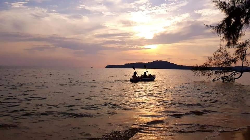 فندق Crusoe Koh Takiev Island Koh Ta Kiev المظهر الخارجي الصورة
