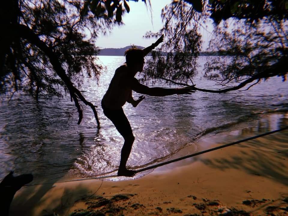 فندق Crusoe Koh Takiev Island Koh Ta Kiev المظهر الخارجي الصورة